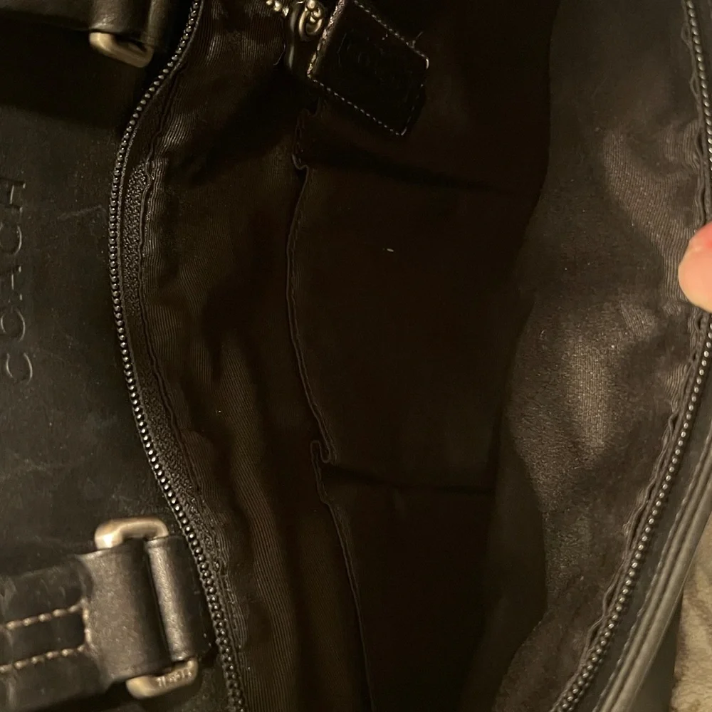 Coach amazing preowned